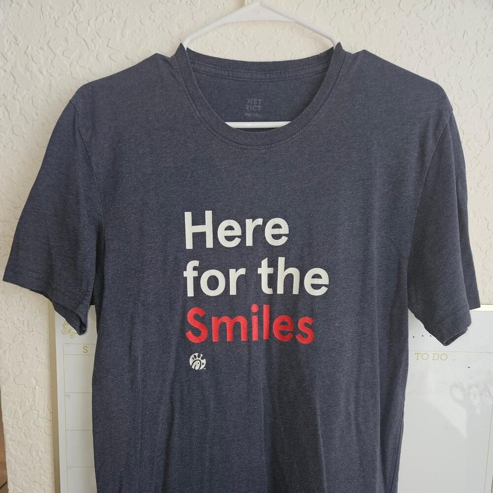 District-0-threads Men's Navy and Blue T-shirt